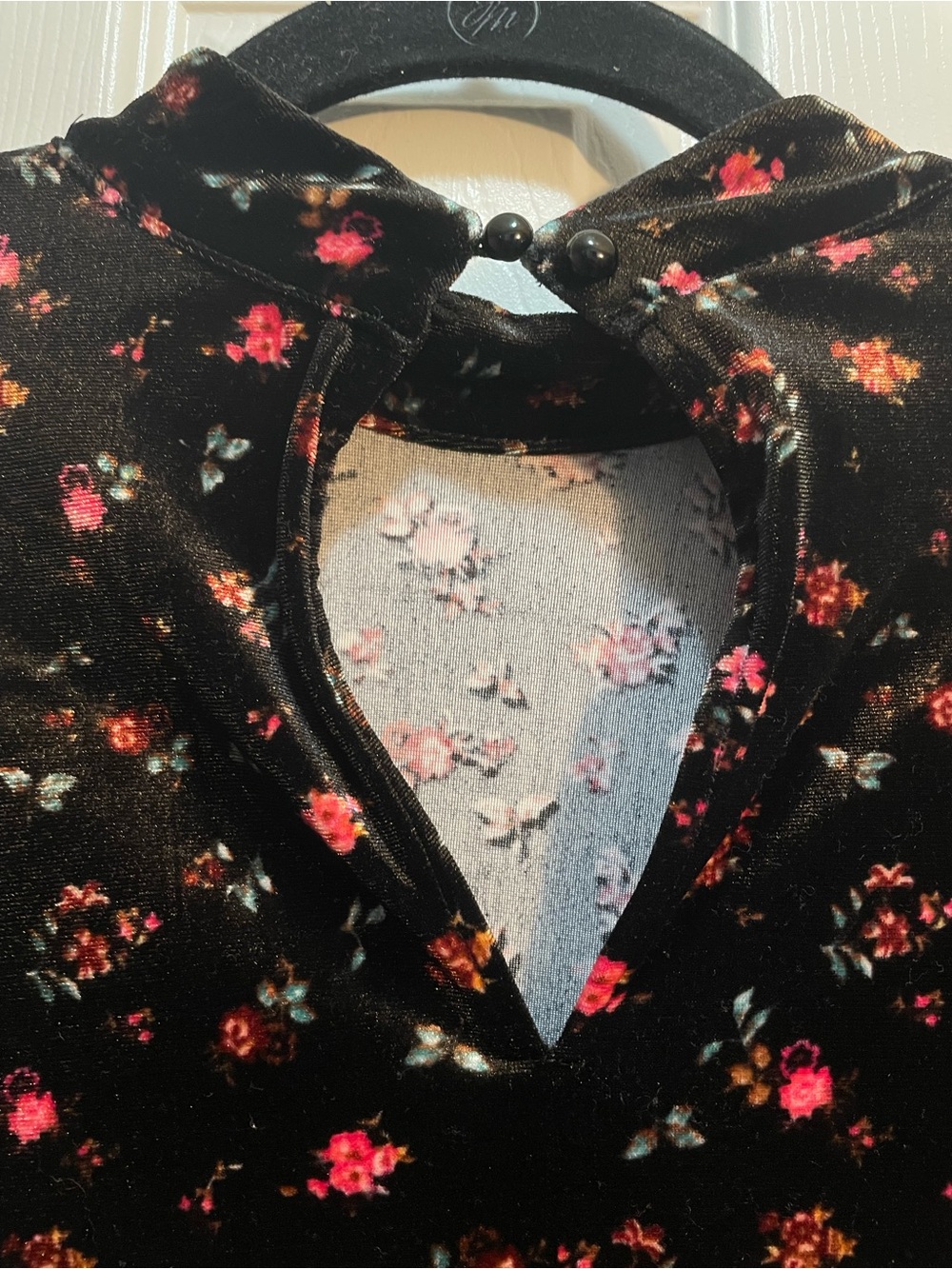 Gypsies & Moondust Black Velvet Floral Mock Neck Top - Picture 3 of 6